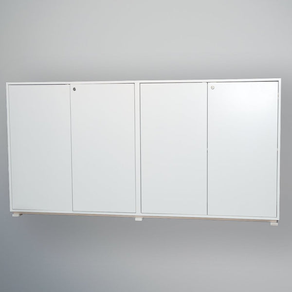 White Wooden display cabinet
